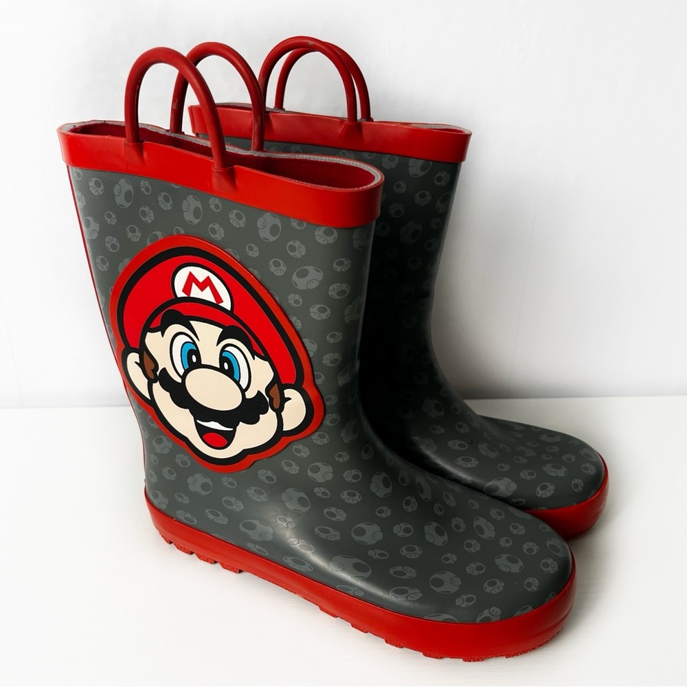 Nintendo Super Mario Bros Rain Boots Sz 2/3
